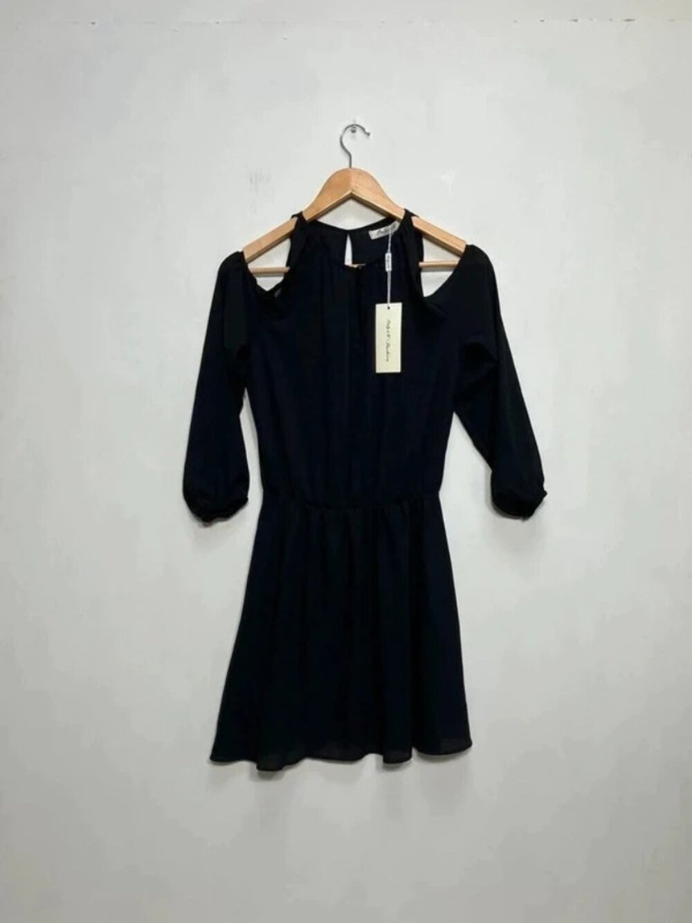 Only&U Black Cold Shoulder Dress Size S Small Keyhole Neck Party Glam Club BNWT